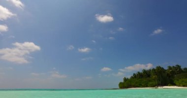Sahil şeridi sahnesi. Endonezya, Bali 'de tatil sezonu.