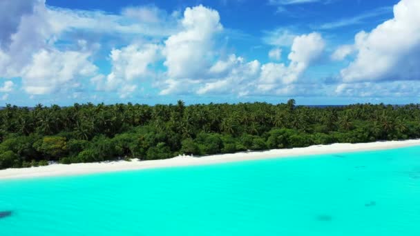 Türkis Meer Natürlichen Hintergrund Sommerliche Meereslandschaft Auf Den Malediven Südasien — Stockvideo