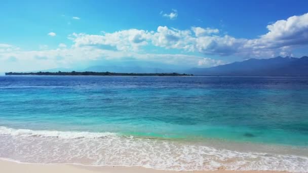 Costa Vacía Durante Mañana Soleada Disfrutando Naturaleza Bali Indonesia — Vídeos de Stock