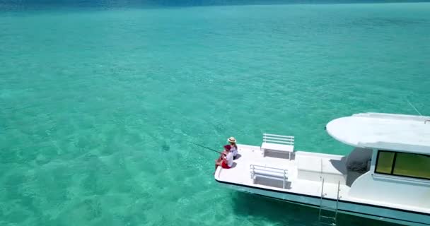 Aerial View Man Woman Fishing Luxury Yacht Maldives — Stock Video