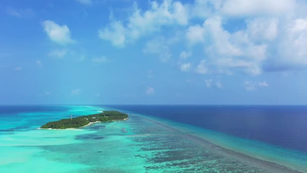Vibrant Turquoise Sea Edging Tropical Island Enjoying Nature Dominican Republic — Vídeo de Stock