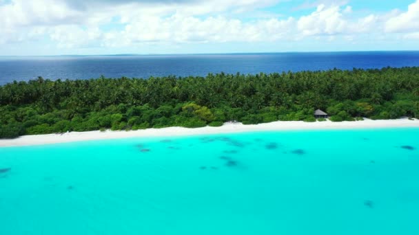 岛上有明亮的绿松石水 泰国之行 — 图库视频影像