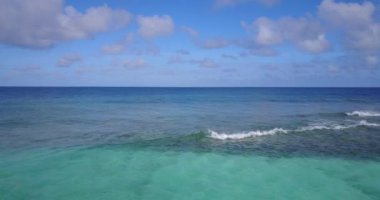 Sabahları açık deniz suyu. Tayland, Asya 'da tatil sahnesi. 