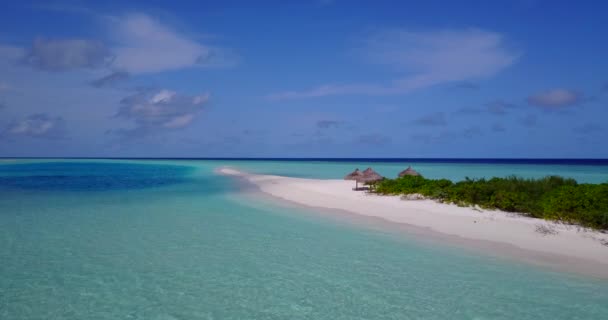 Video Dell Isola Tropicale Con Spiaggia Sabbia Bianca Palme Acqua — Video Stock