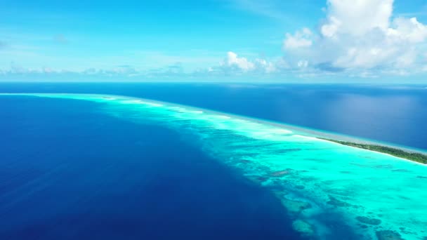 Ocean Turquoise Water Idyllic Tropical Island Landscape Video — Stock Video