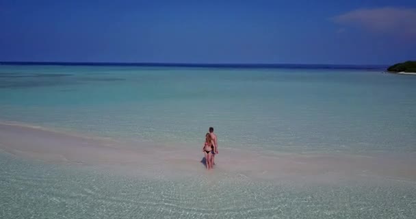 Spiaggia Della Repubblica Dominicana Con Acqua Blu Spiaggia Sabbia Coppia — Video Stock