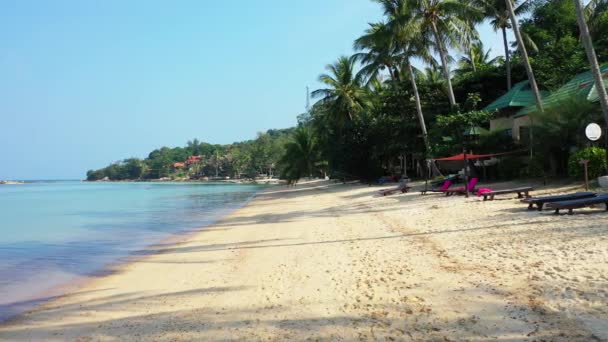 Leżaki Plaży Wyspie Letni Pejzaż Morski Bali — Wideo stockowe