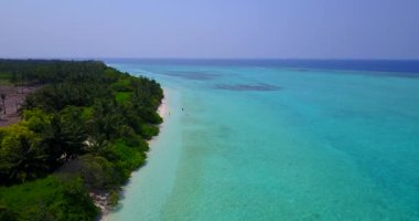 Turkuaz denizli parlak deniz manzarası. Bora Bora 'da yaz tatili, Fransız Polinezyası.