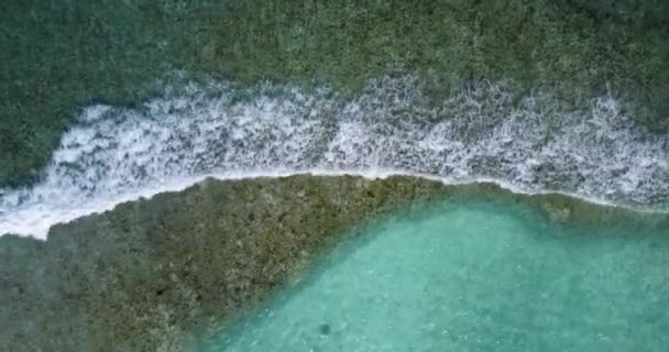 Top View Shallow Water Running Waves Vacation Samui Thailand — Stock Video