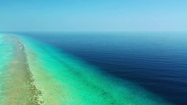 Turkoois Blauwe Zee Zomer Zeegezicht Landschap Malediven Zuid Azië — Stockvideo
