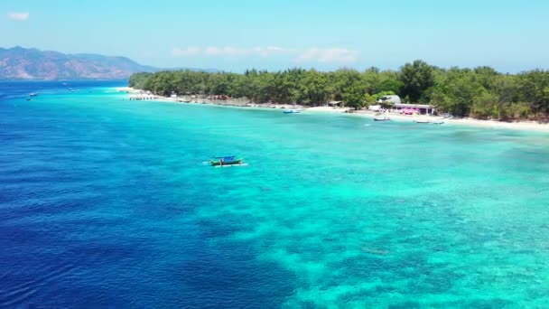 Lodě Pobřeží Asijského Ostrova Užíváte Letní Dovolenou Bali Indonésie — Stock video