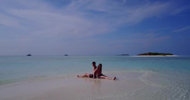 Dominikai Köztársaság Strand Kék Vízzel Homokos Stranddal Mézeshetek Pár Nyári — Stock videók