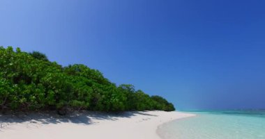 Sahil şeridi sahnesi. Endonezya, Bali 'de tatil sezonu.