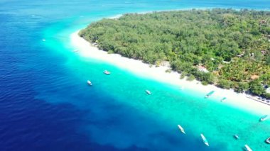 İnsansız hava aracından deniz kenarına. Dominik Cumhuriyeti, Karayipler 'in şaşırtıcı doğası.