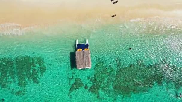 島の小型ボート アンティグアの自然景観 — ストック動画