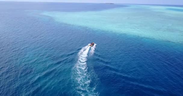 Blå Havslandskap Sommarresor Till Antigua — Stockvideo