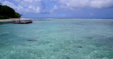 Panton deniz kıyısında sürükleniyor. Endonezya, Bali 'de tropik tatil.    