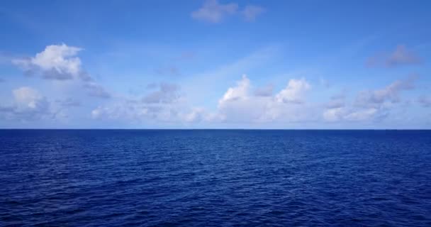 Patrząc Spokojny Pejzaż Morski Zachmurzonym Niebem Podróż Bali Indonezja — Wideo stockowe