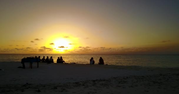 海辺で磁気刺激的な夕日 ドミニカ共和国 カリブ海のエキゾチックな自然 — ストック動画