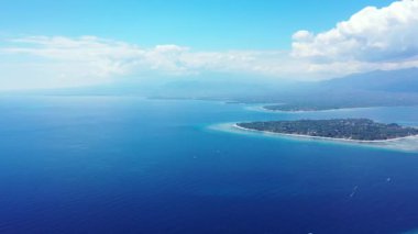 Tropik deniz manzarası. Endonezya, Bali 'nin egzotik doğa manzarası. 