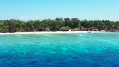 Adada İHA 'dan izlenen bir tatil köyü. Dominik Cumhuriyeti, Karayipler 'in egzotik doğası. 