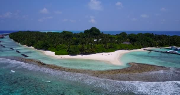 Água Rasa Rochosa Ilha Verde Viagem Verão República Dominicana Caribe — Vídeo de Stock