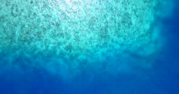 Delikatne Spokojne Morze Nad Brzegiem Morza Letni Nastrój Bali Indonezja — Wideo stockowe