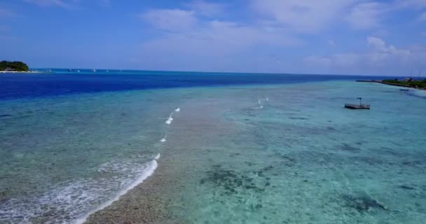 Γαλήνιο Θαλασσινό Νερό Στο Νησί Τροπικός Χαρακτήρας Του Μπαλί — Αρχείο Βίντεο