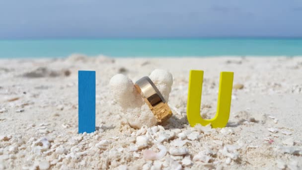 Testo Con Lettere Colorate Sulla Spiaggia Relax Bali — Video Stock