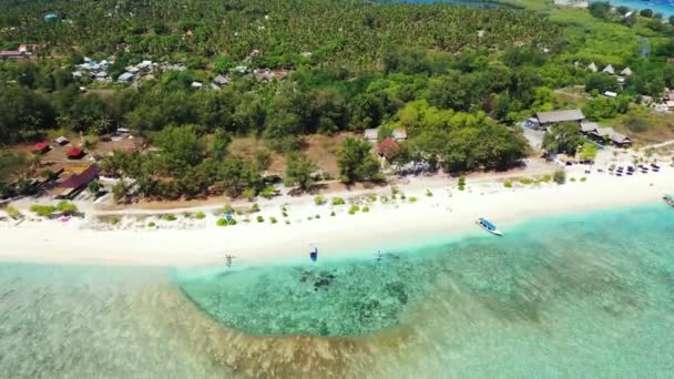 Litoral Com Água Transparente Durante Dia Cena Natural Gili Trawangan — Vídeo de Stock