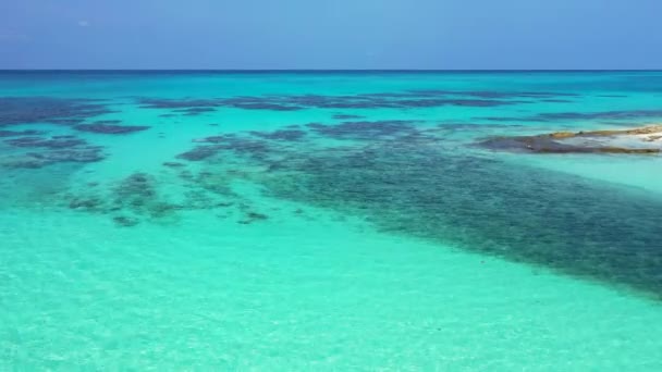 Sommar Resa Till Karibiska Öarna Seascape Sett Utifrån Drönare — Stockvideo