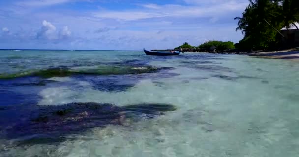 ドッキングボートで島の海岸 ドミニカ共和国 カリブ海の自然 — ストック動画