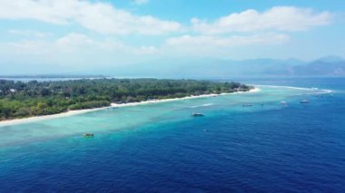 Maldivler 'in hava gözlem görüntüsü. Yaz tatili