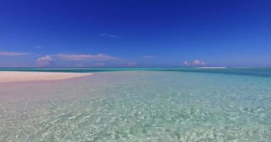 Sabahları dingin deniz kenarının tadını çıkarıyorum. Tayland 'a yaz yolculuğu.