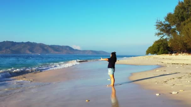 Asiatin Strand Lifestyle Reisen Für Frauen Strand Thailand — Stockvideo