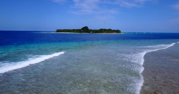 Flachwasser Mit Insel Hintergrund Landschaft Der Seychellen Ostafrika — Stockvideo