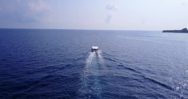 Boot Hinterlässt Spuren Blauen Meer Landschaft Australiens Ozeaniens — Stockvideo