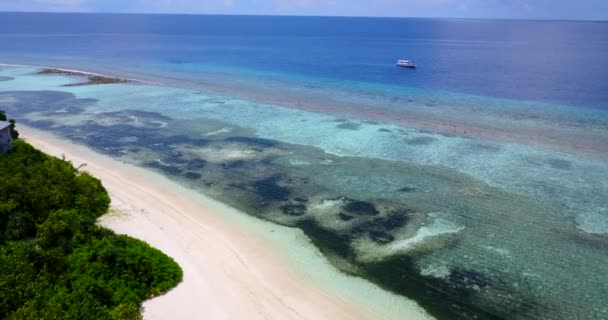 Luftaufnahme Der Küste Exotischer Urlaub Auf Bali Indonesien — Stockvideo