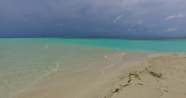 Praia Areia Com Água Azul Turquesa Clara Férias Tropicais Bali — Vídeo de Stock