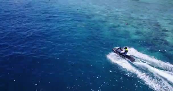 Turista Montar Moto Agua Mar Azul Vacaciones Verano Maldivas — Vídeos de Stock