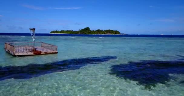 Panton Παρασύρεται Στη Θάλασσα Καλοκαιρινό Ταξίδι Στη Δομινικανή Δημοκρατία Καραϊβική — Αρχείο Βίντεο