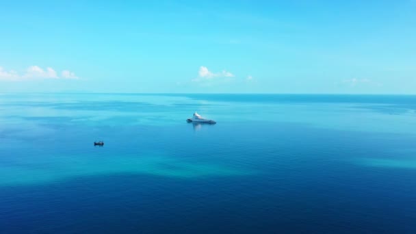 Blick Auf Boote Blauen Meer Sommerentspannung Bora Bora Französisch Polynesien — Stockvideo