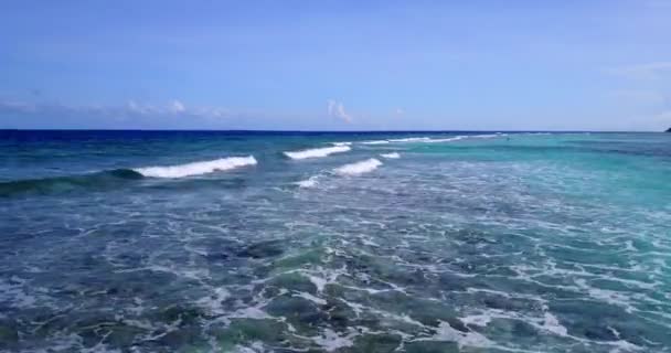 Blízký Pohled Mořské Vlny Letní Scenérie Bali Indonésie — Stock video