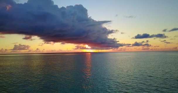 Kolorowy Zachód Słońca Nad Morzem Egzotyczna Podróż Barbados Karaiby — Wideo stockowe