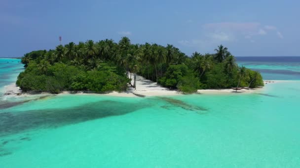 Toller Blick Auf Grüne Insel Mit Klarem Blauem Wasser Urlaub — Stockvideo