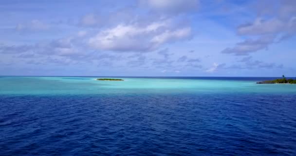 Erstaunliche Arial Blick Auf Exotischen Tropischen Strand Auf Der Insel — Stockvideo