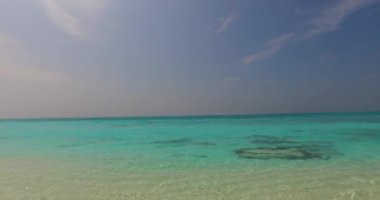 Sakin turkuaz marina. Hawaii, ABD 'nin egzotik manzarası.