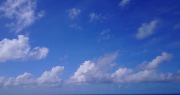 Mirando Cielo Azul Con Nubes Blancas Magnifica Naturaleza Malasia Asia — Vídeos de Stock