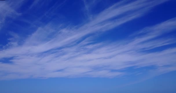Kijkend Naar Blauwe Lucht Met Witte Wolken Zomer Ontspannen Malediven — Stockvideo