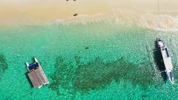 Wybrzeże Wyspy Łodzi Ciągu Dnia Relaks Bali — Wideo stockowe